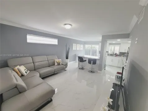 7506 NW 169th Terrace Hialeah FL 33015