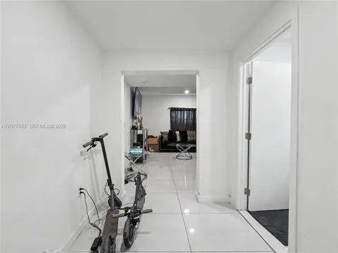 227 NW 13th Place Florida City FL 33034