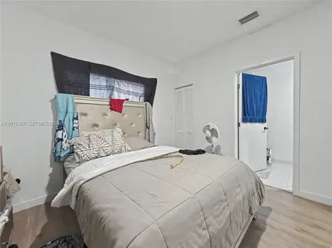 227 NW 13th Place Florida City FL 33034