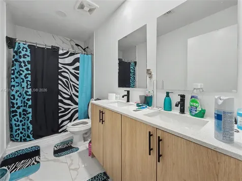 227 NW 13th Place Florida City FL 33034