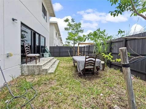 227 NW 13th Place Florida City FL 33034