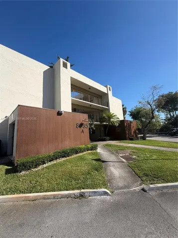 8035 SW 107th Avenue Miami FL 33173