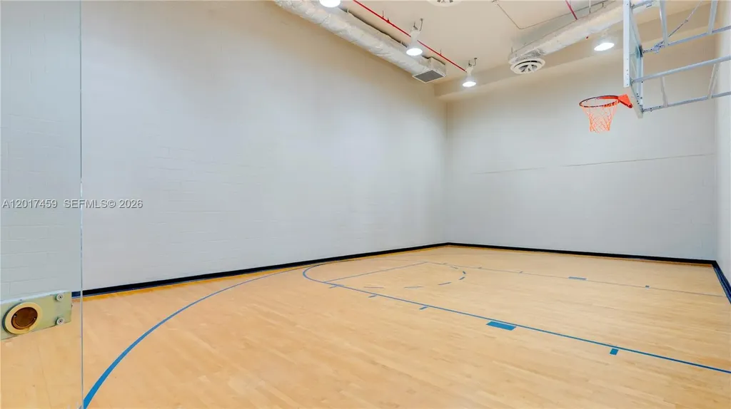 511 SE 5th Avenue Fort Lauderdale FL 33301