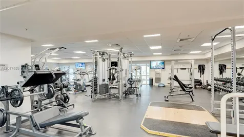 511 SE 5th Avenue Fort Lauderdale FL 33301