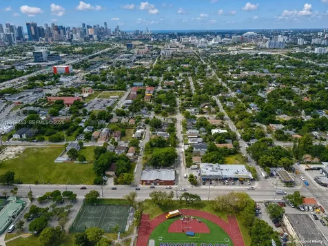 3509 NW 9th Avenue Miami FL 33127