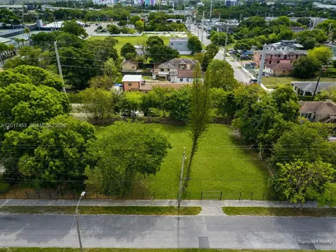 3509 NW 9th Avenue Miami FL 33127