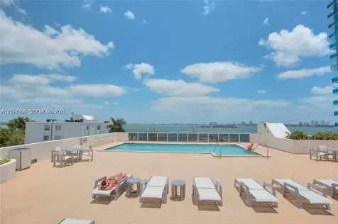 601 NE 23rd Street Miami FL 33137