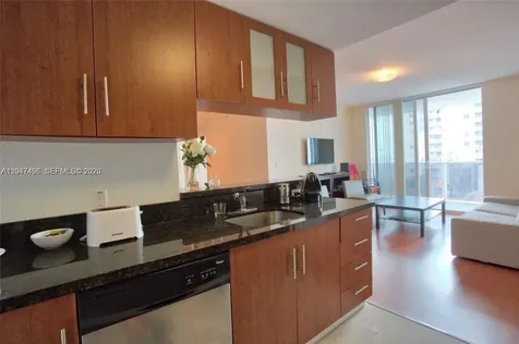 601 NE 23rd Street Miami FL 33137