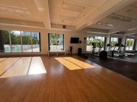 2801 NE 183rd Street Aventura FL 33160