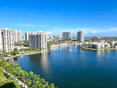 2801 NE 183rd Street Aventura FL 33160