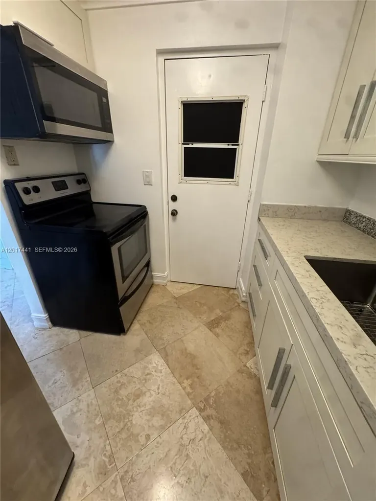 1407 NE 56th Street Fort Lauderdale FL 33334