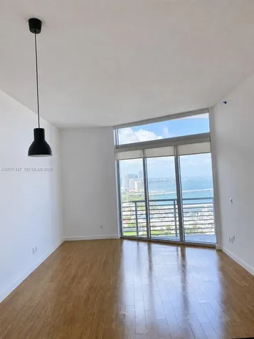 325 S Biscayne Boulevard Miami FL 33131
