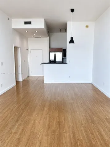 325 S Biscayne Boulevard Miami FL 33131