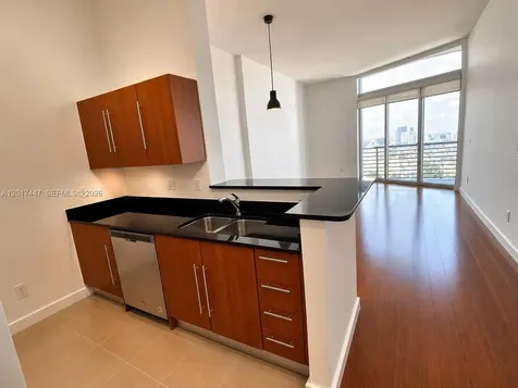 325 S Biscayne Boulevard Miami FL 33131