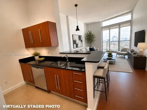 325 S Biscayne Boulevard Miami FL 33131