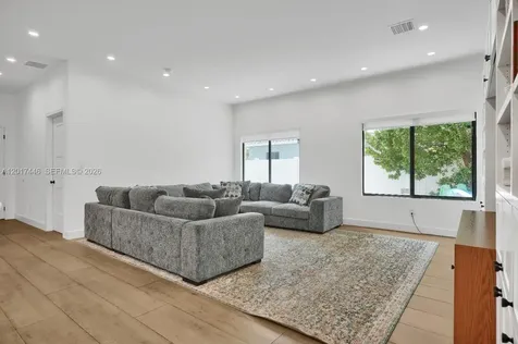 1025 NE 170th Terrace Miami FL 33162