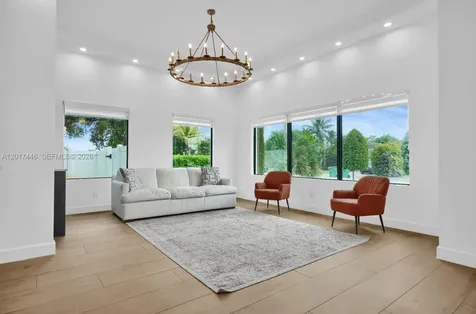 1025 NE 170th Terrace Miami FL 33162