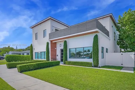 1025 NE 170th Terrace Miami FL 33162
