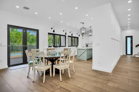 1025 NE 170th Terrace Miami FL 33162