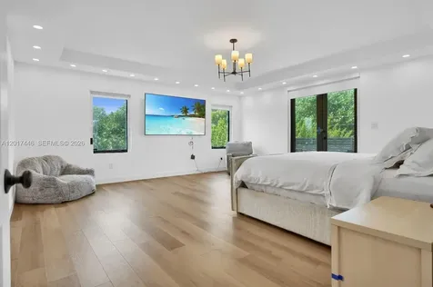 1025 NE 170th Terrace Miami FL 33162