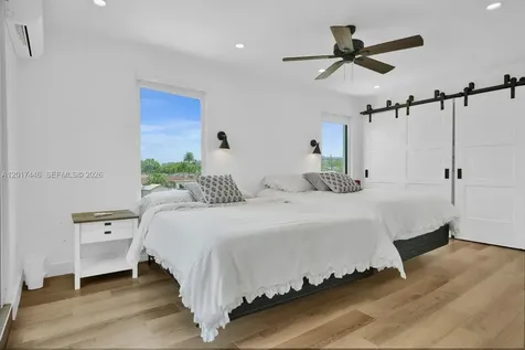 1025 NE 170th Terrace Miami FL 33162