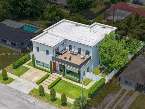 1025 NE 170th Terrace Miami FL 33162
