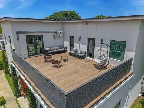 1025 NE 170th Terrace Miami FL 33162