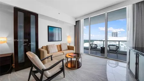 4391 Collins Avenue Miami Beach FL 33140