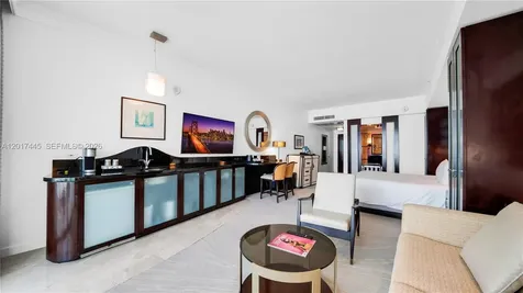 4391 Collins Avenue Miami Beach FL 33140