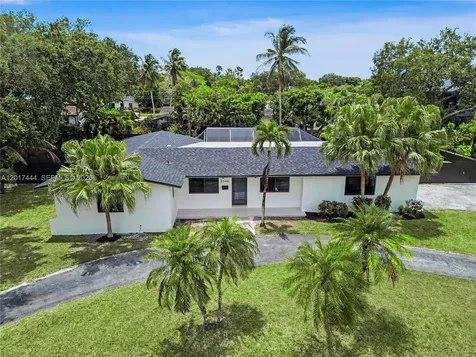8340 SW 154th Terrace Palmetto Bay FL 33157