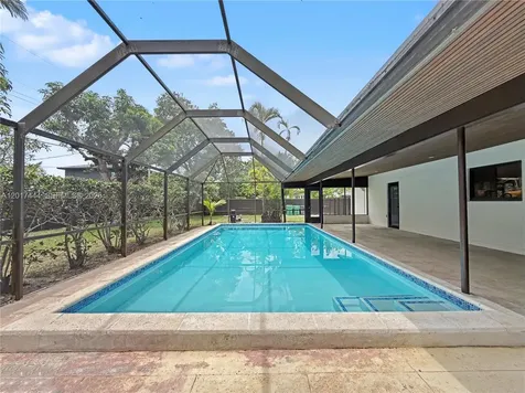 8340 SW 154th Terrace Palmetto Bay FL 33157
