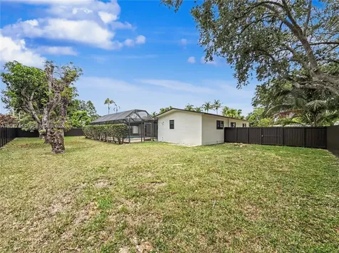 8340 SW 154th Terrace Palmetto Bay FL 33157
