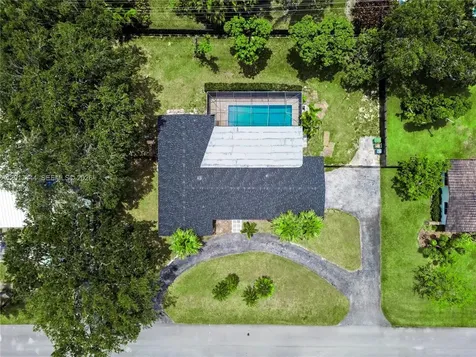 8340 SW 154th Terrace Palmetto Bay FL 33157