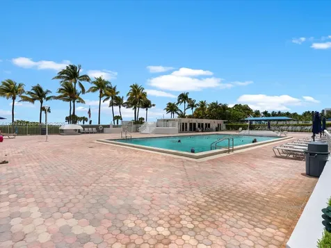 5005 Collins Avenue Miami Beach FL 33140