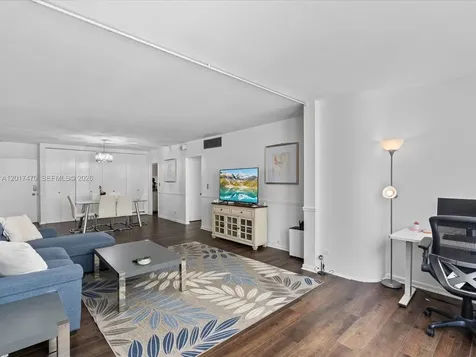 5005 Collins Avenue Miami Beach FL 33140