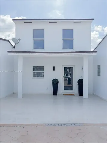 6709 W 15th Court Hialeah FL 33012