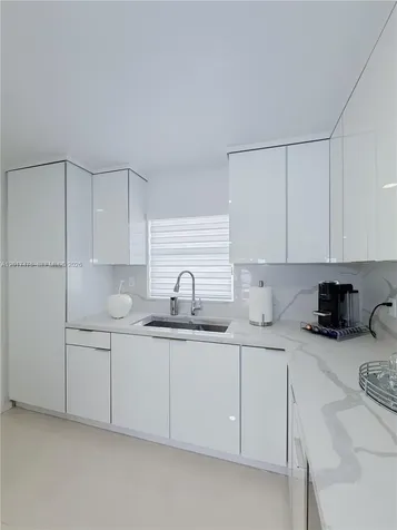 6709 W 15th Court Hialeah FL 33012
