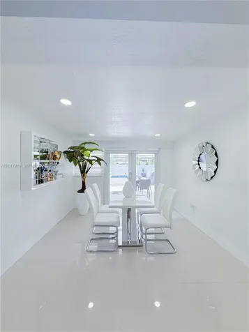 6709 W 15th Court Hialeah FL 33012