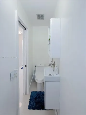 6709 W 15th Court Hialeah FL 33012