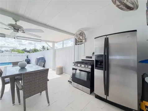 6709 W 15th Court Hialeah FL 33012