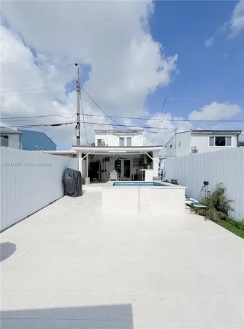 6709 W 15th Court Hialeah FL 33012