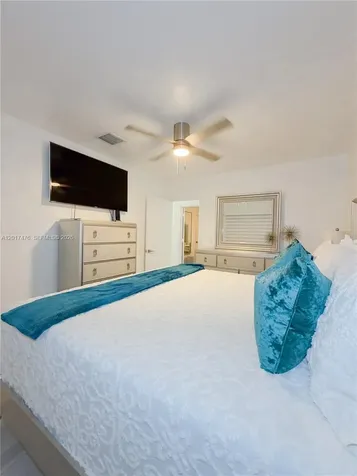 6709 W 15th Court Hialeah FL 33012