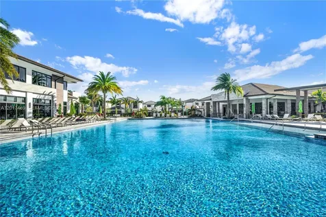 4263 NW 83rd Path Doral FL 33166