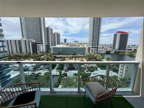 3800 S Ocean Drive Hollywood FL 33019