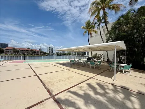 3800 S Ocean Drive Hollywood FL 33019