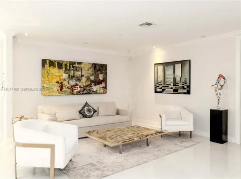 15761 Turnberry Drive Miami Lakes FL 33014