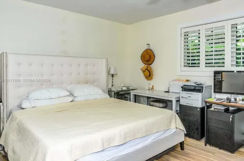 15761 Turnberry Drive Miami Lakes FL 33014