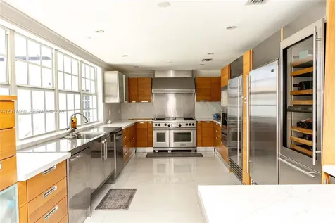 15761 Turnberry Drive Miami Lakes FL 33014