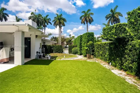 15761 Turnberry Drive Miami Lakes FL 33014