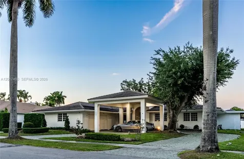 15761 Turnberry Drive Miami Lakes FL 33014